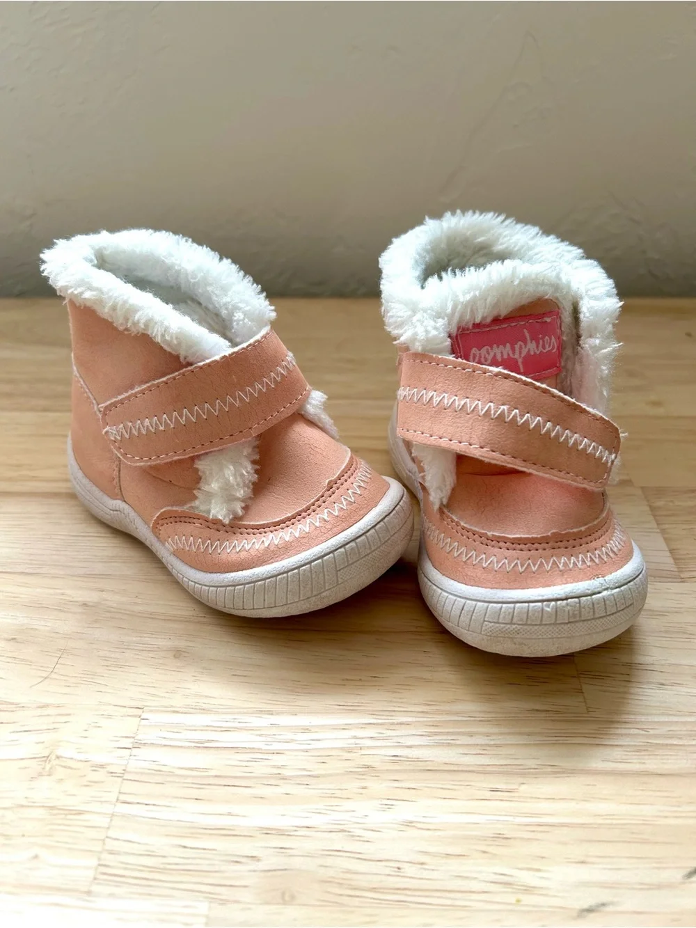 Oomphies Girls Toddler Winter Boots